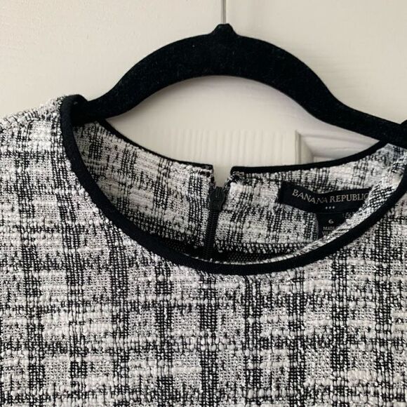 Banana Republic | Plaid Tweed Style Dress - Picture 8 of 15